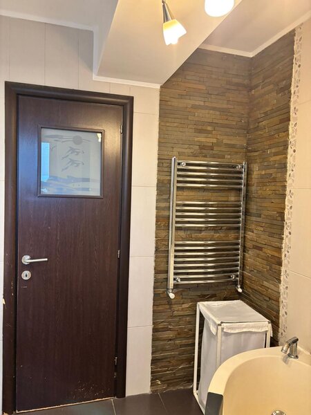 Dobroesti apropiere lac